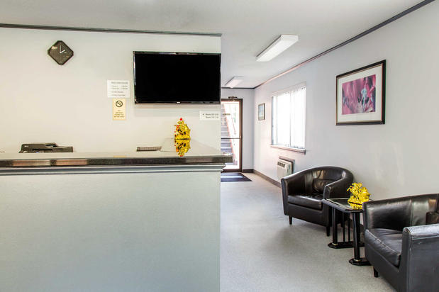 Images Rodeway Inn