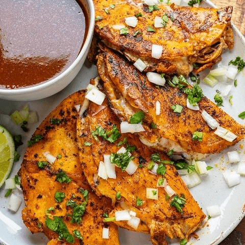 CHICKEN BIRRIA TACOS (3Pc)