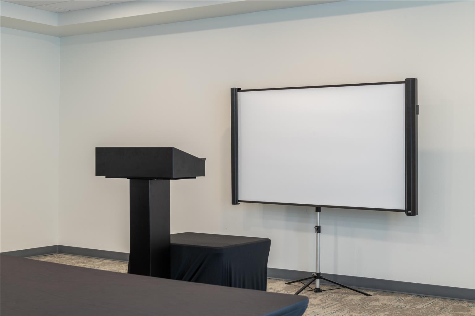 Hilton Garden Inn Portland Airport Image