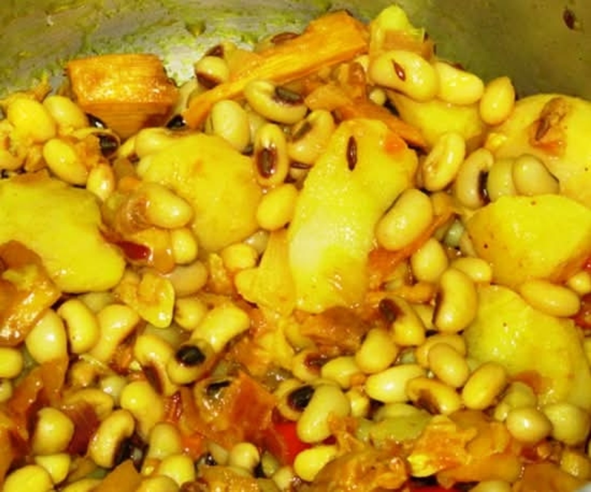 Aloo Tama Bodi (vegan)