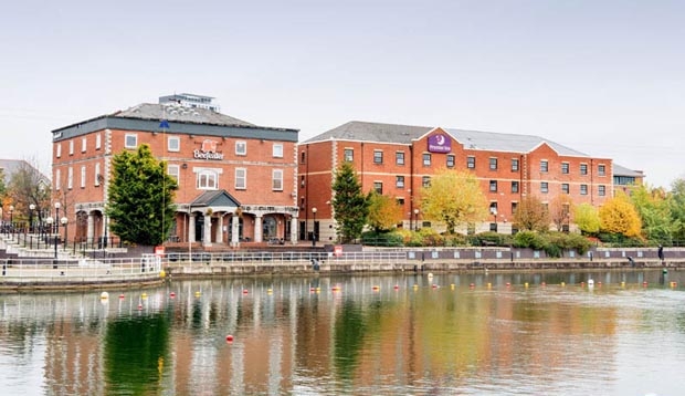 Premier Inn Manchester Salford Quays Media City - Hotels in Salford M50