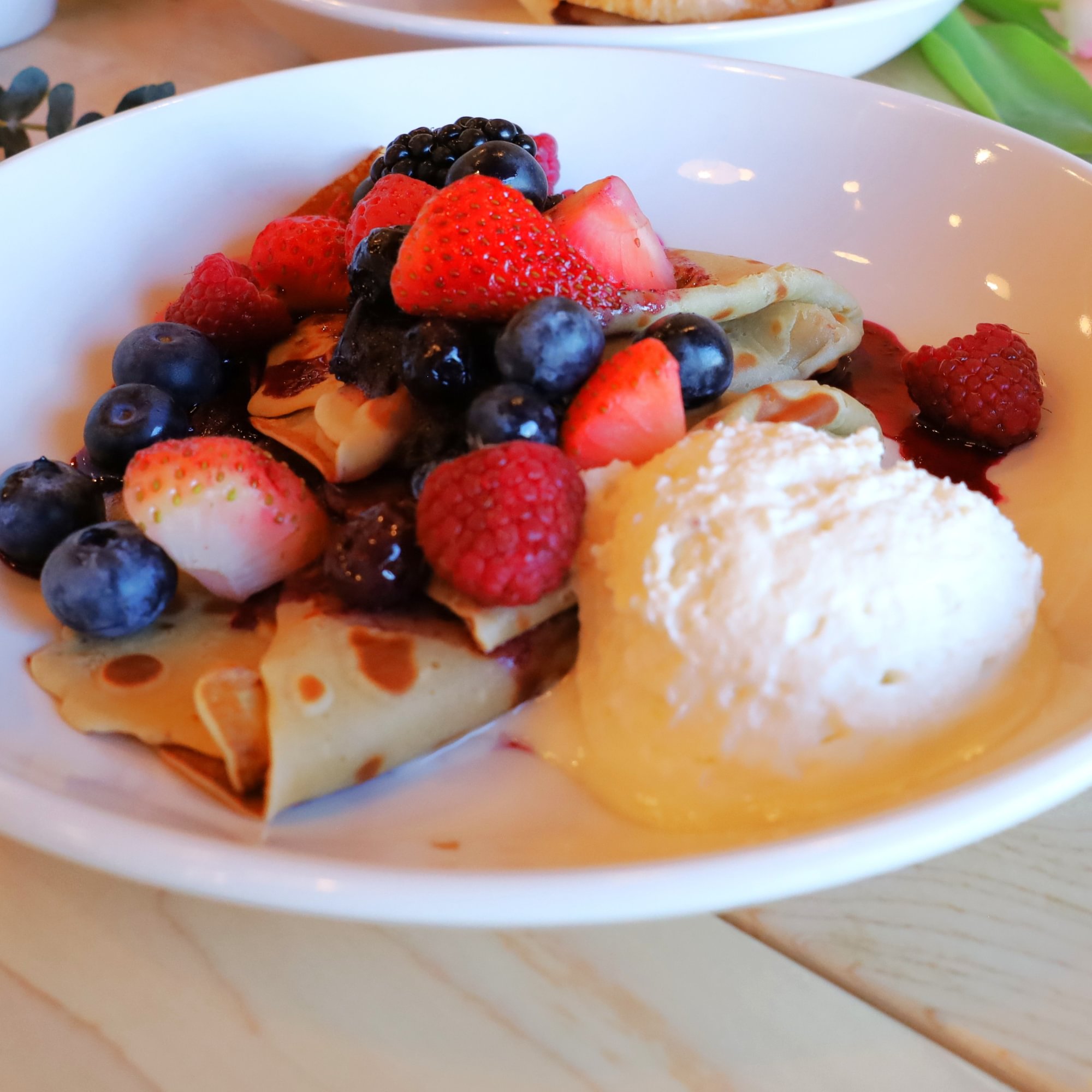 Berry Mix Crepes