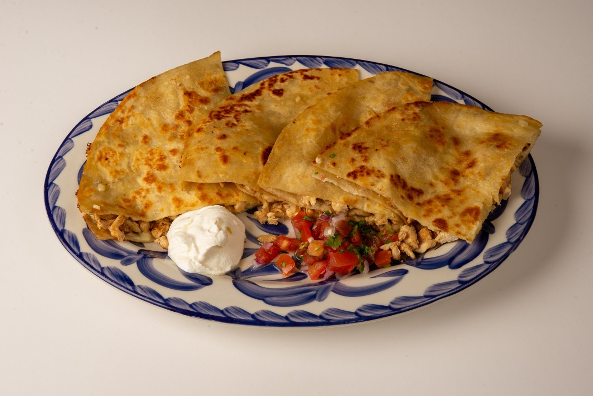 la grande quesadilla