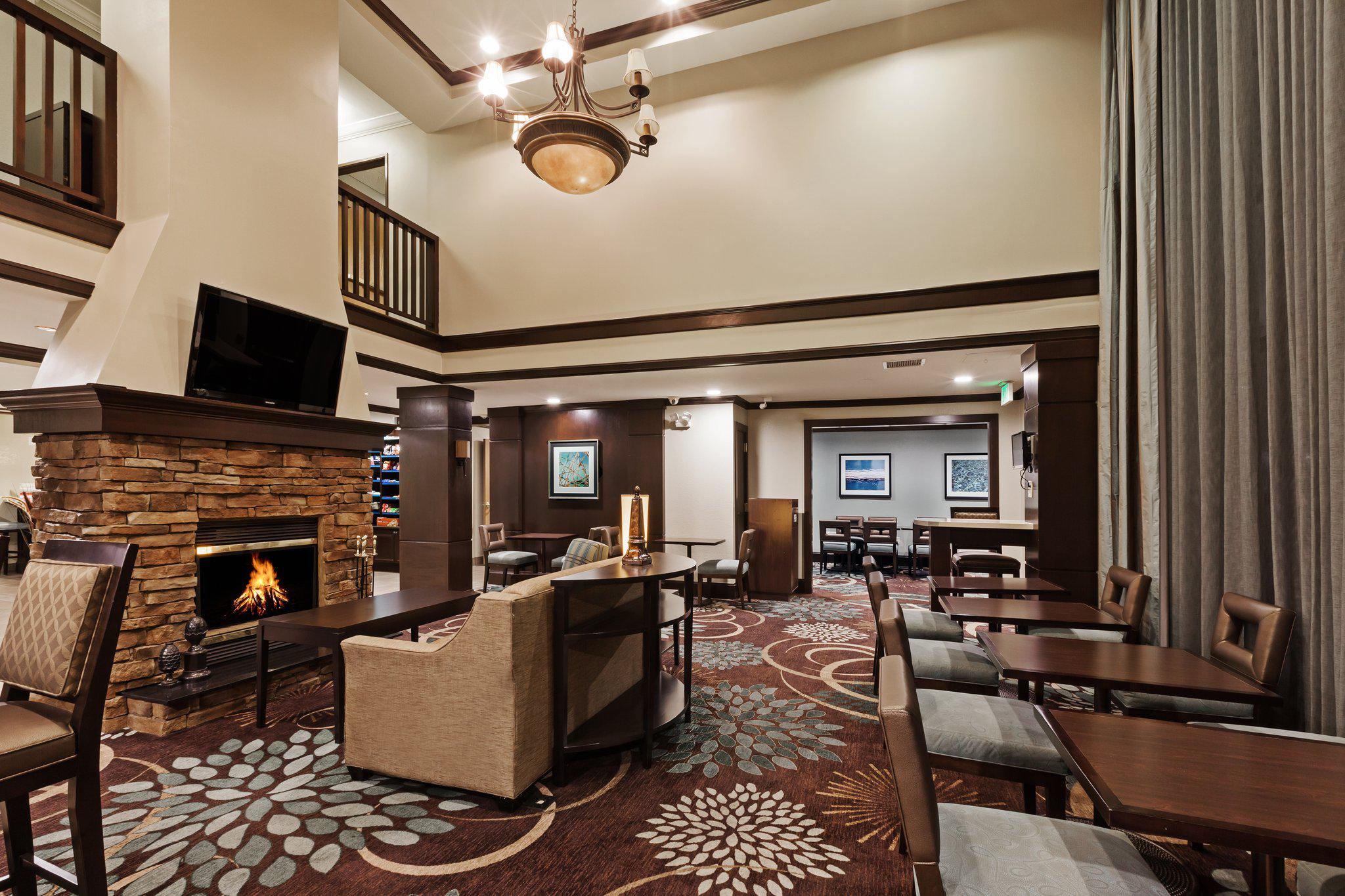 Staybridge Suites Tulsa-Woodland Hills Photo