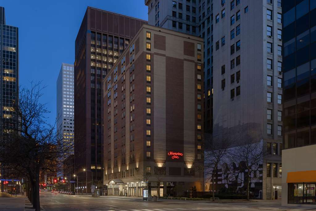 Hampton Inn Cleveland-Downtown Image