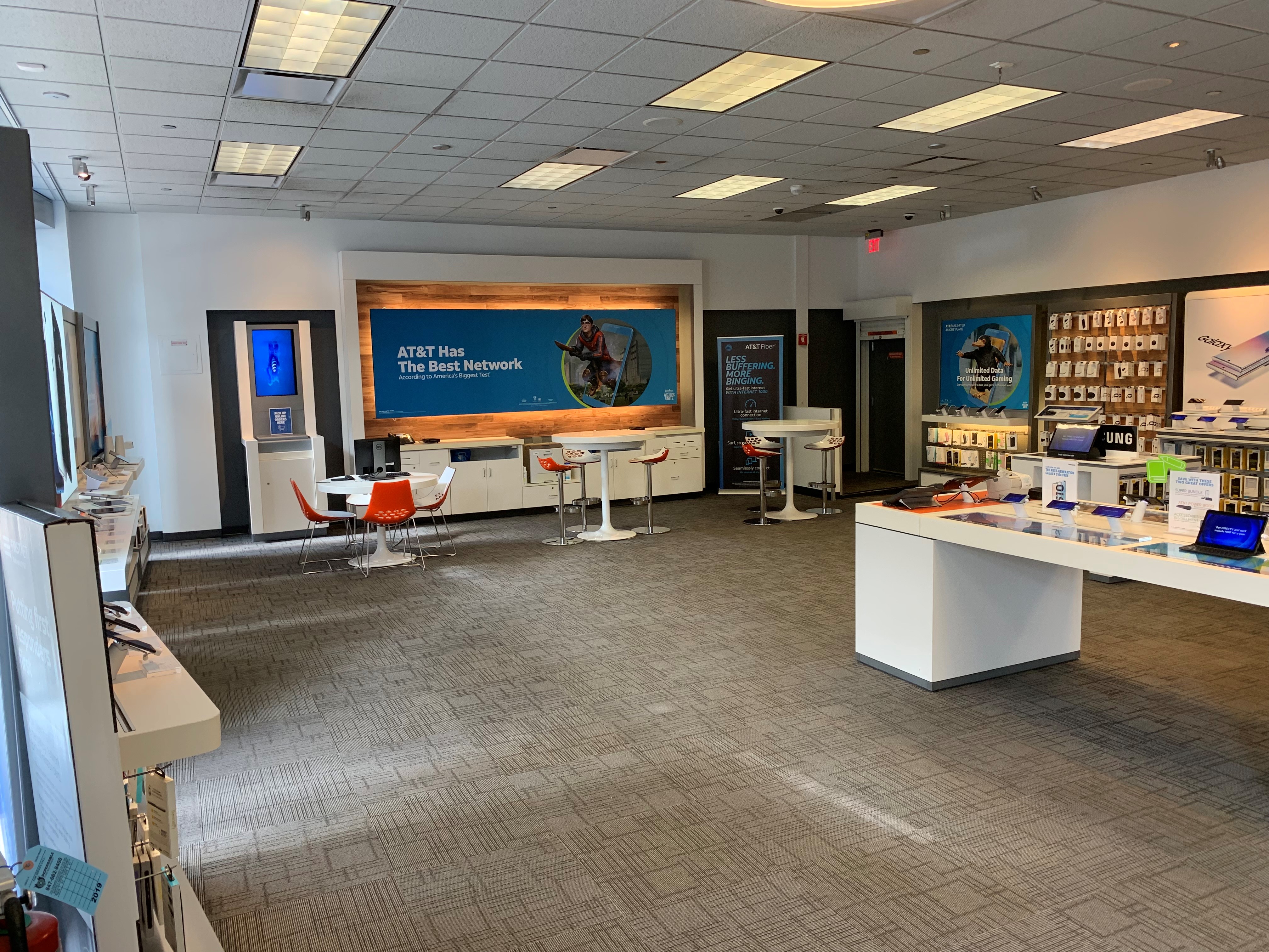 AT&T Store Photo