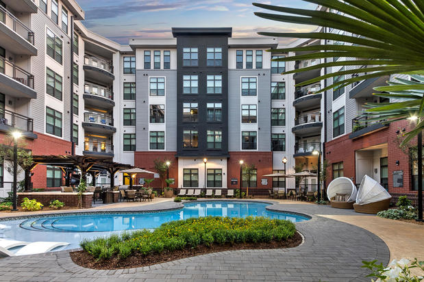 Images Camden Gallery Apartments