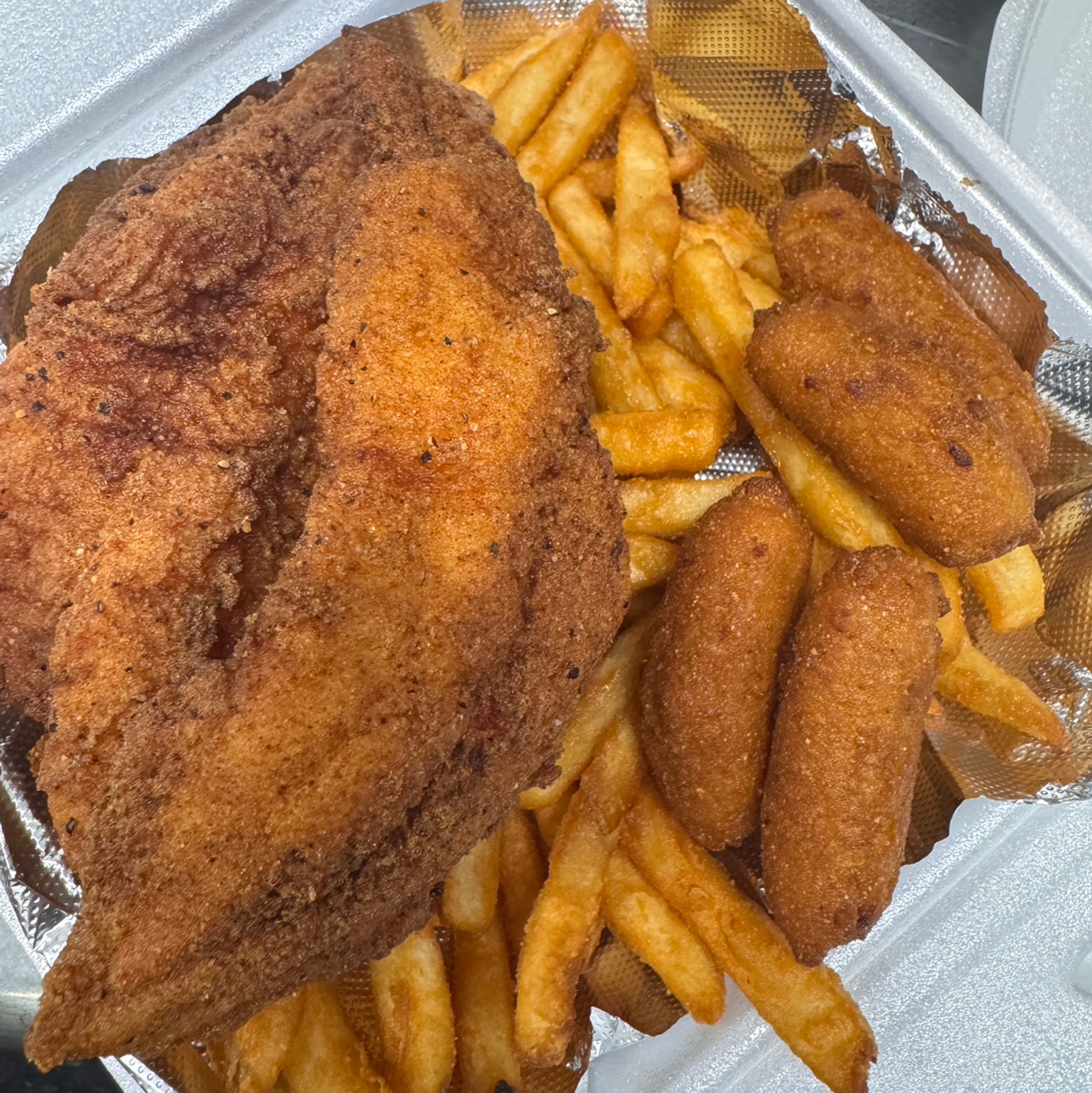 2 Pieces Cajun Catfish Combo