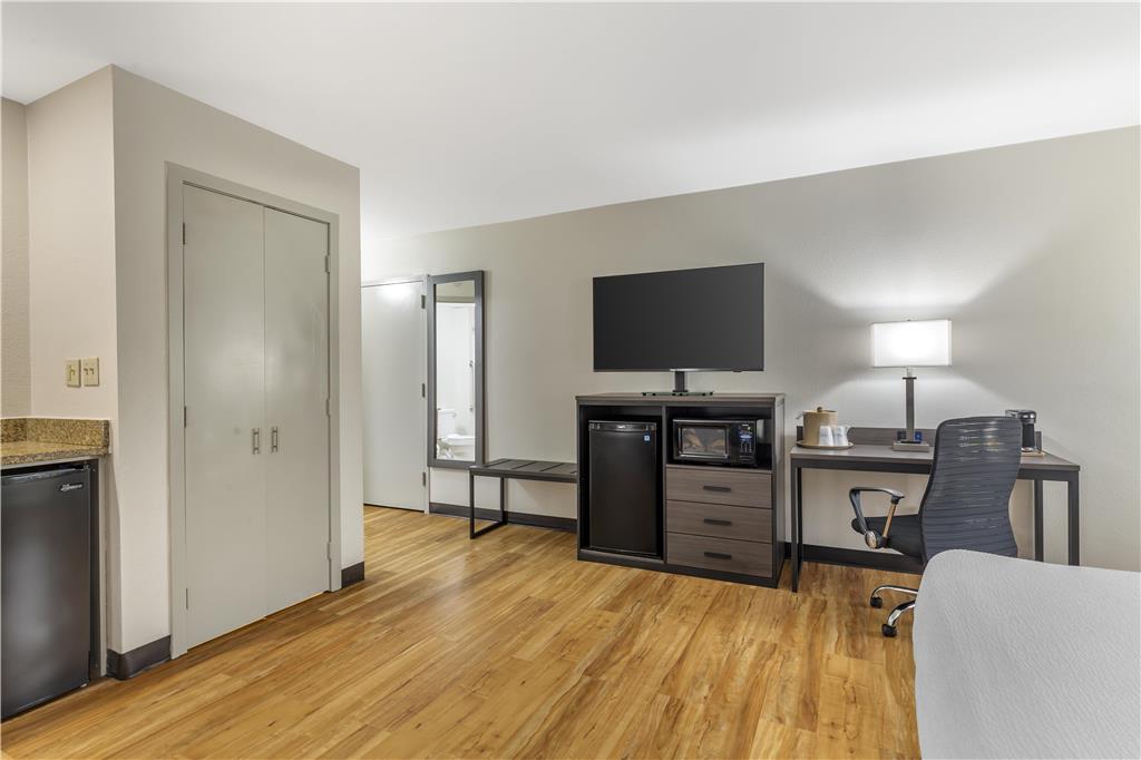 Best Western Mystic Hotel Image