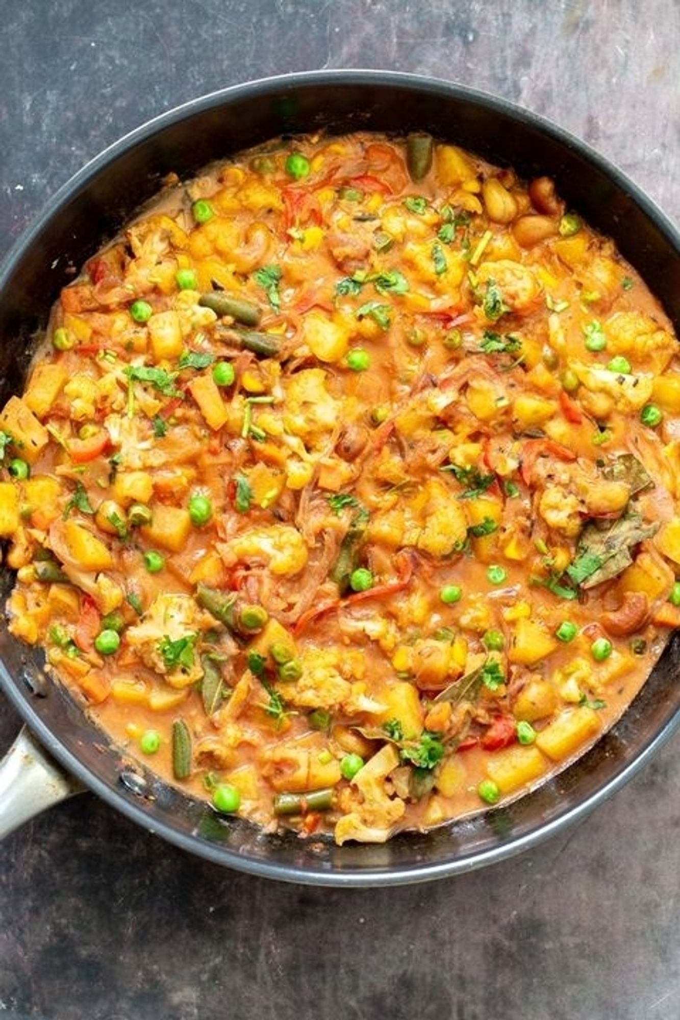 Veg Bhuna Handi