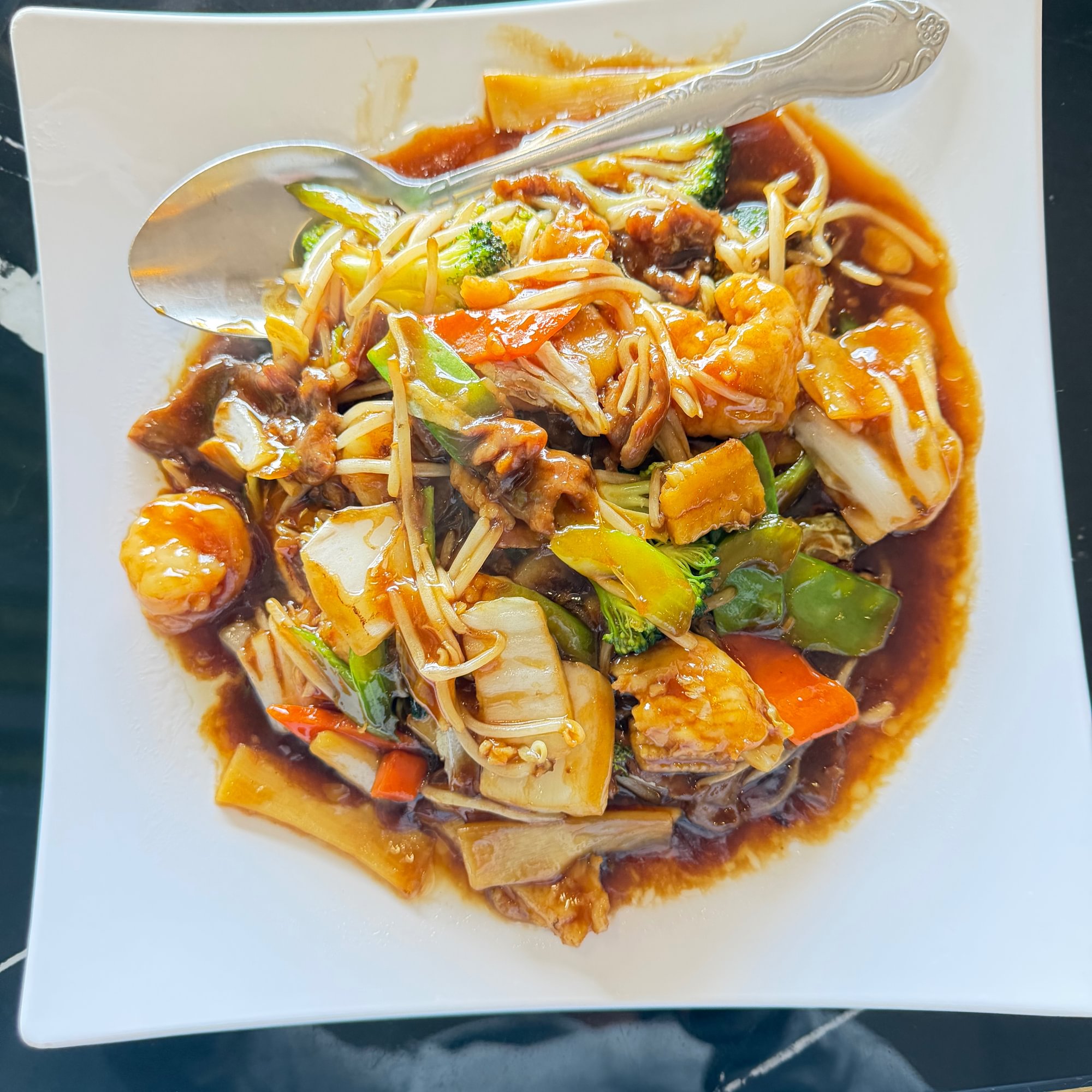(D15) House Chop Suey