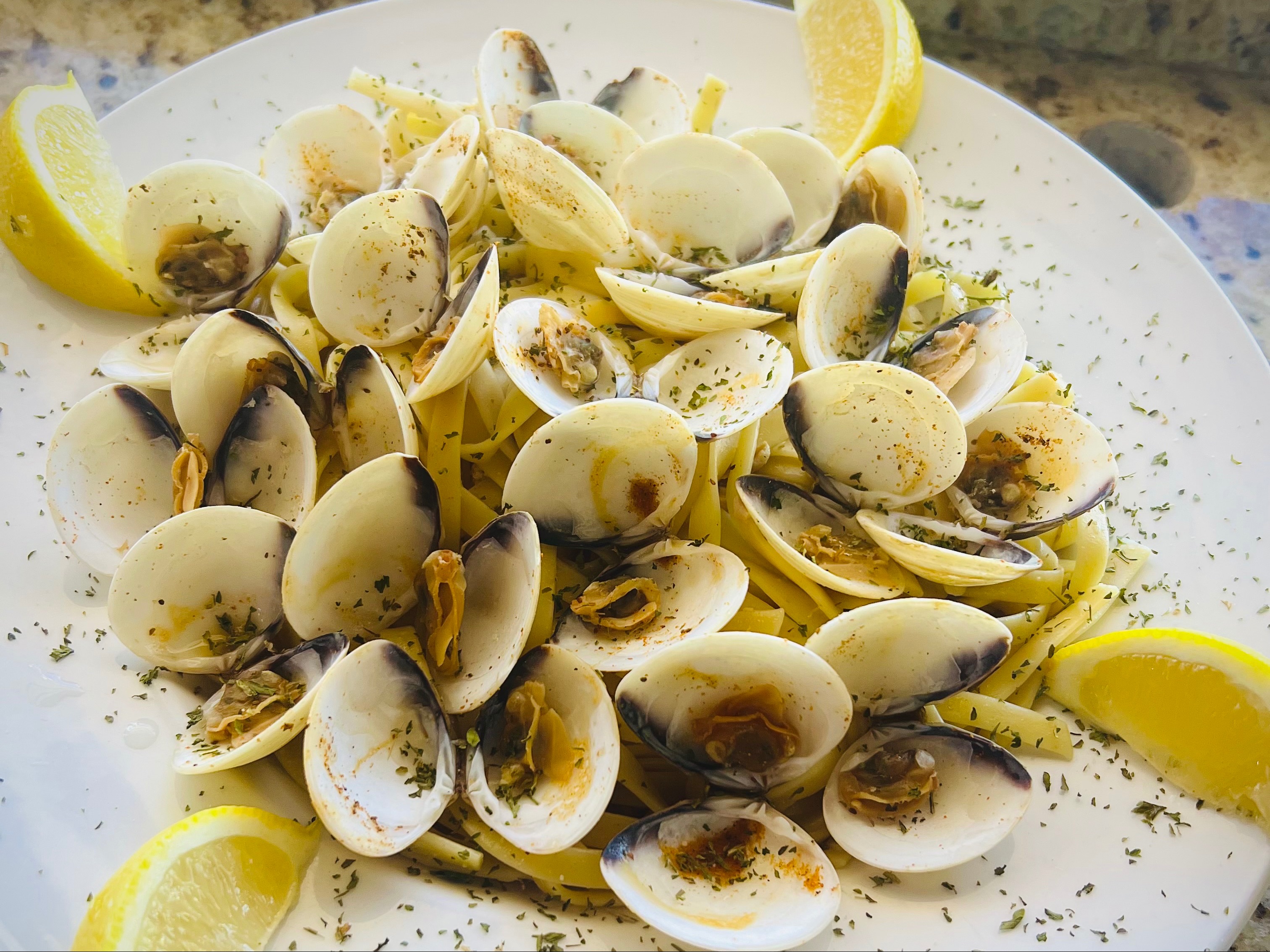 Linguine White Clam Platter