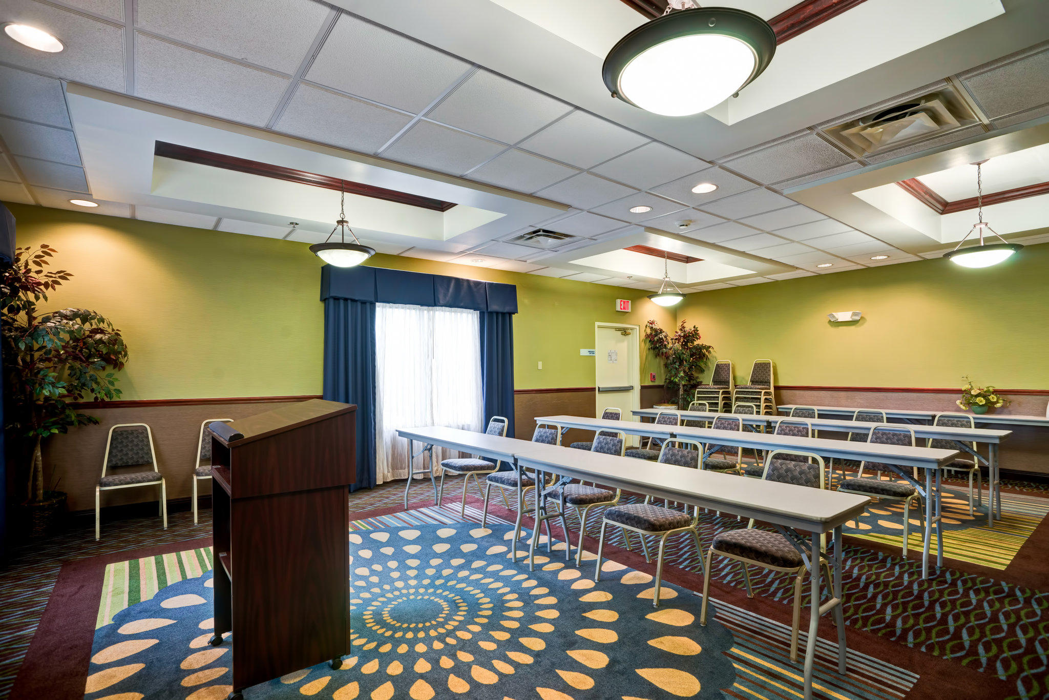 Holiday Inn Express & Suites Christiansburg Photo