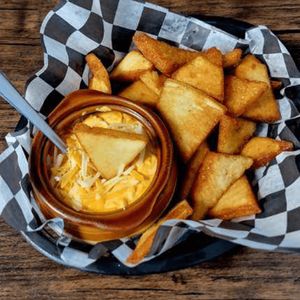 Buffalo Chicken Dip w/Pita