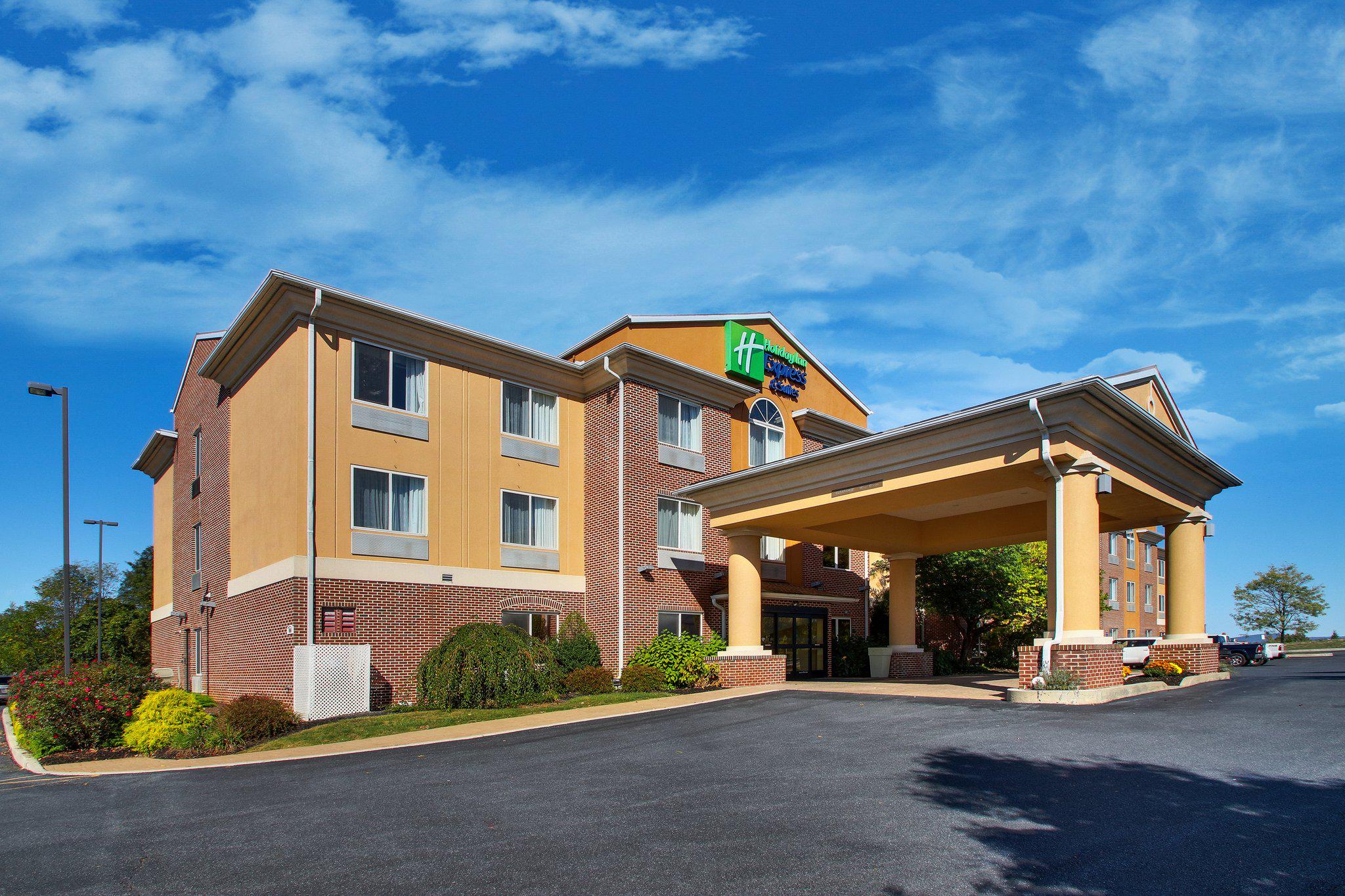 Holiday Inn Express & Suites Lancaster-Lititz Photo