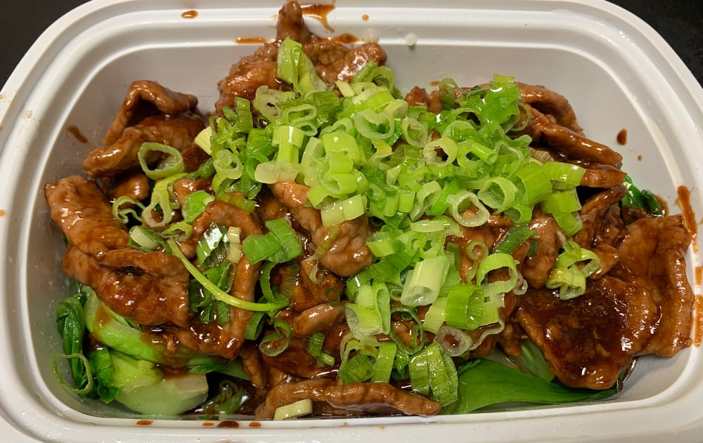 48 葱爆牛Beef With Scallions
