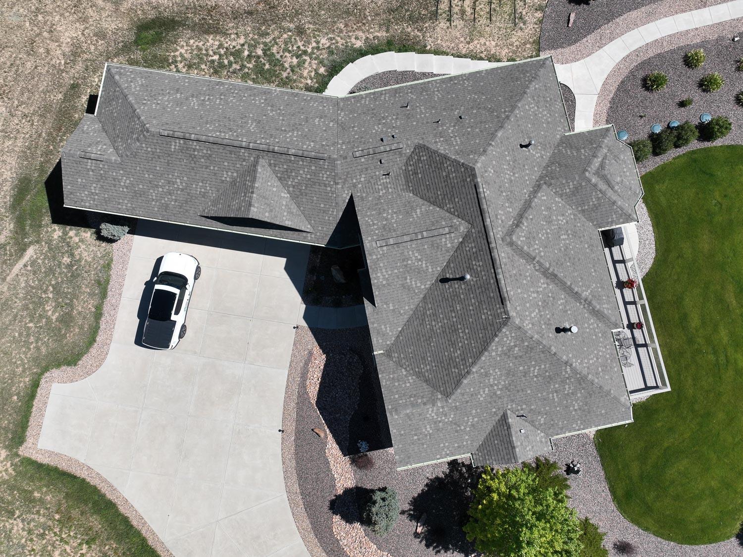 ELK Roofing & Construction Image