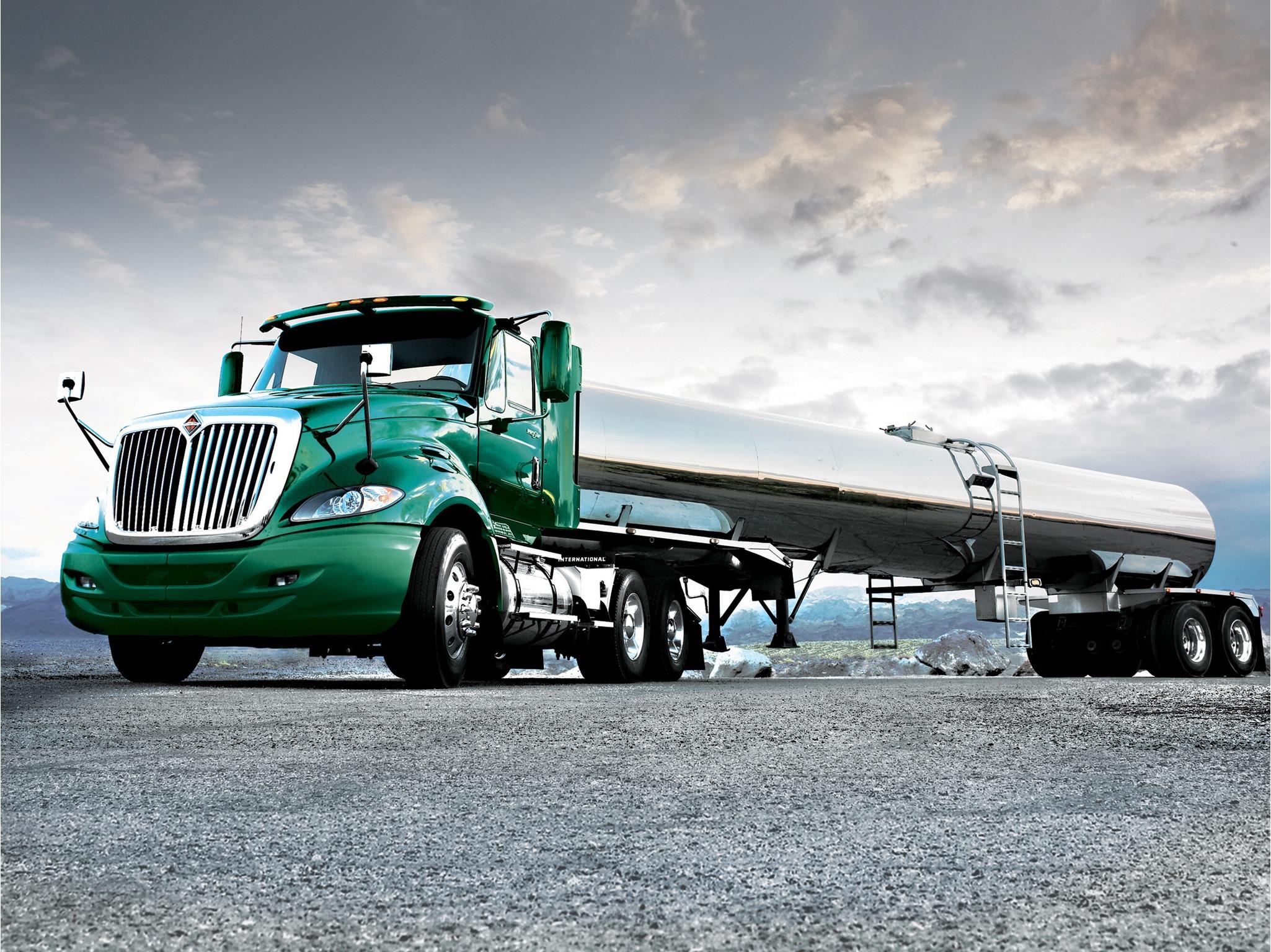 Rechtien International Trucks Photo