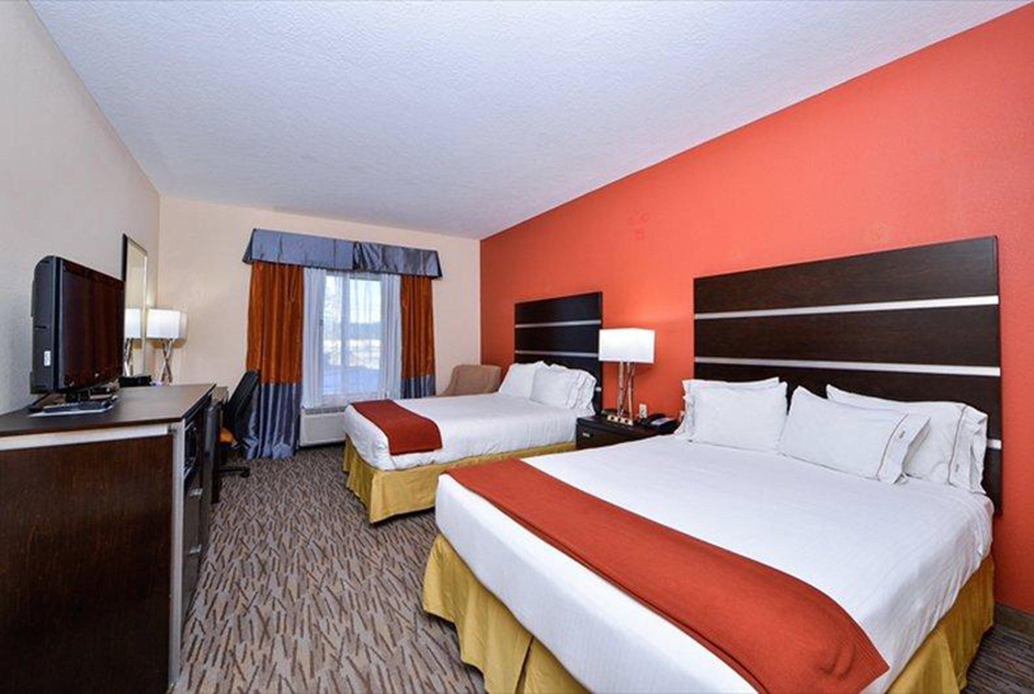 Holiday Inn Express & Suites Kingwood - Medical Center Area Photo