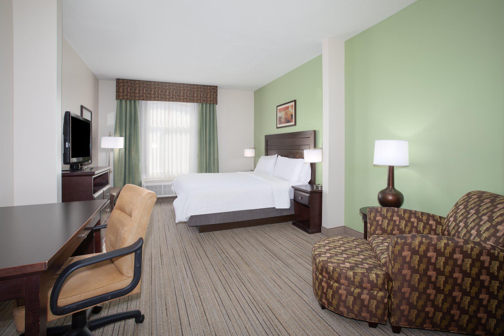 Holiday Inn Express & Suites Oro Valley-Tucson North by IHG Image