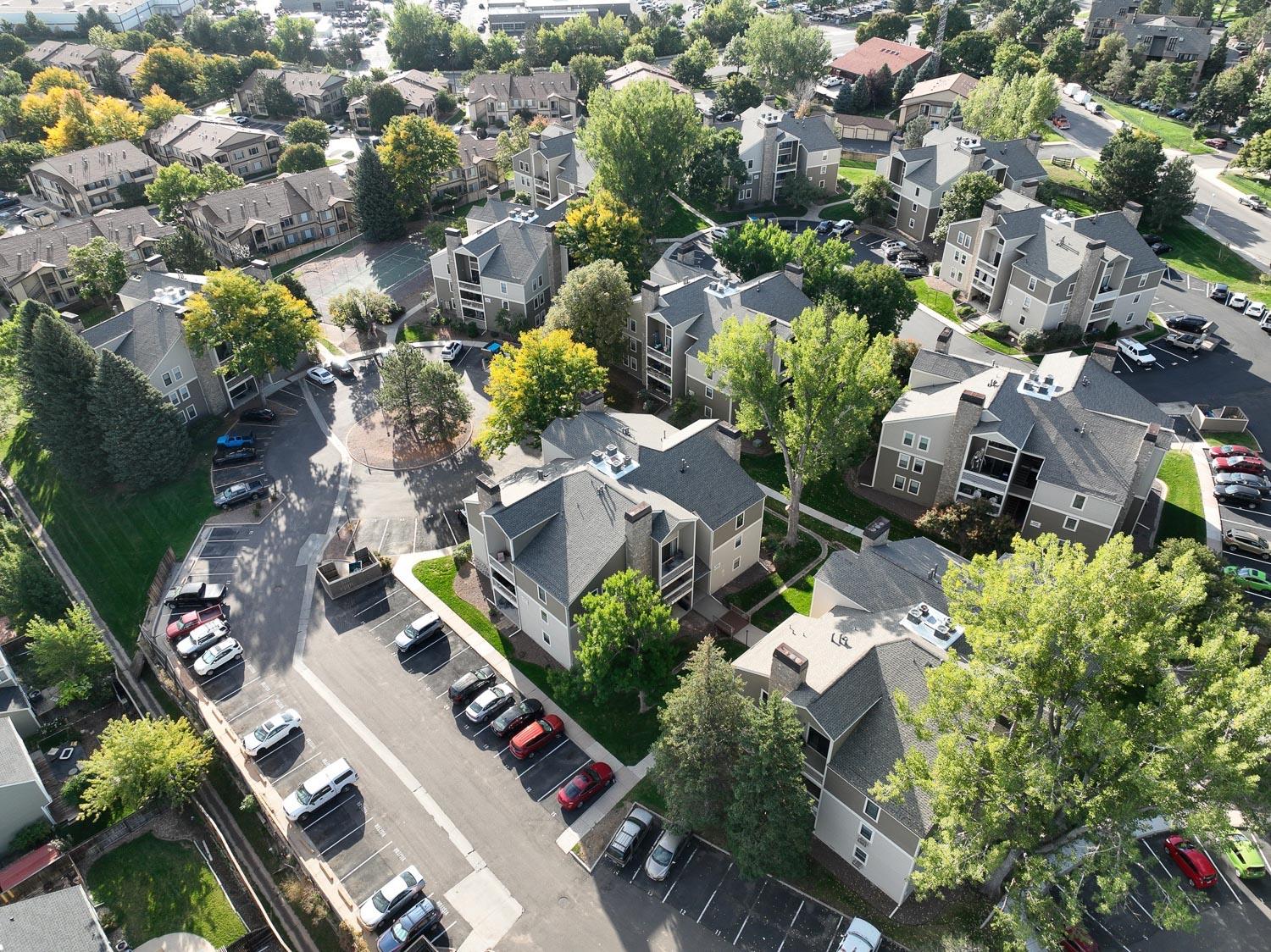 ELK Roofing & Construction Image