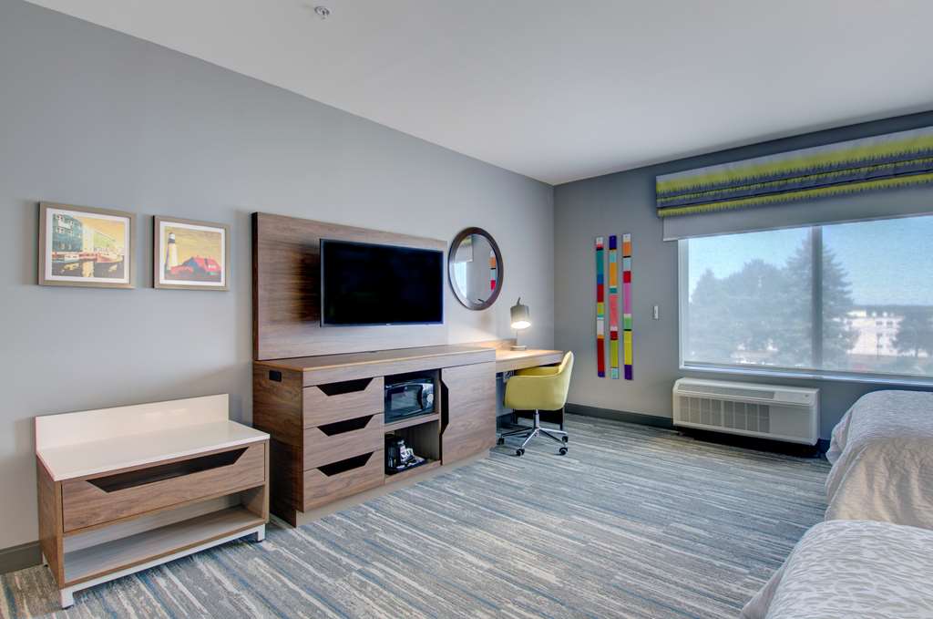 Hampton Inn & Suites Portland West Image