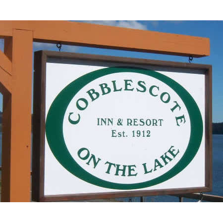 Cobblescote on the Lake Logo