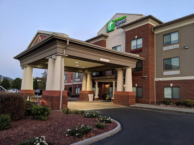 Images Holiday Inn Express & Suites Claypool Hill (Richlands Area), an IHG Hotel