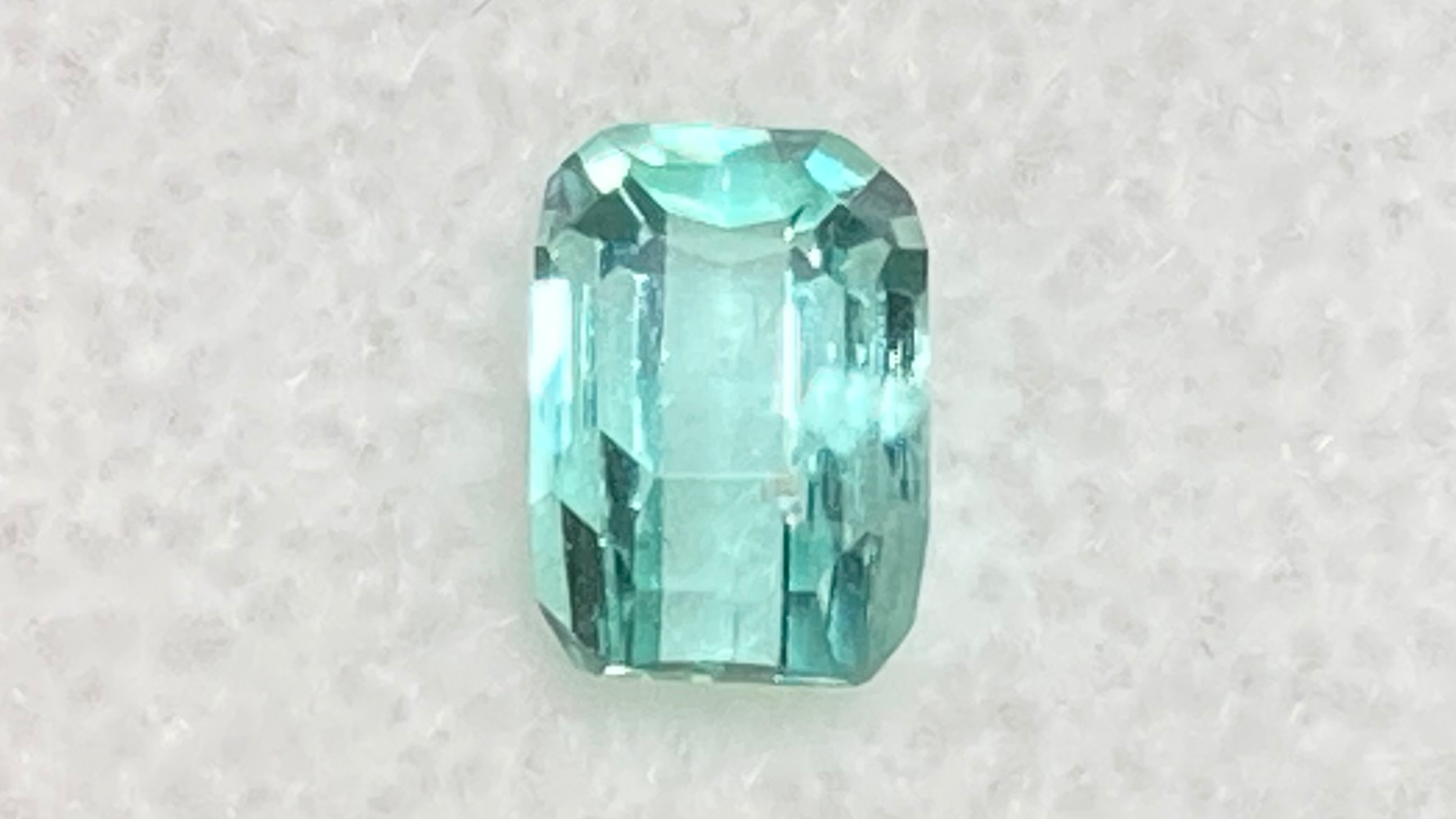 Gemstone Jeweler Image