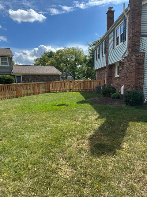 Top Rail Fence Naperville Image