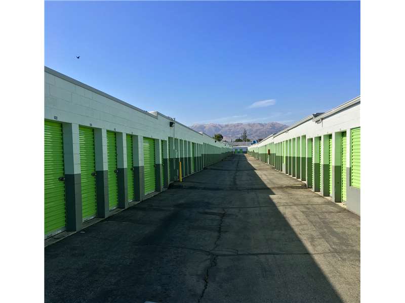 Extra Space Storage