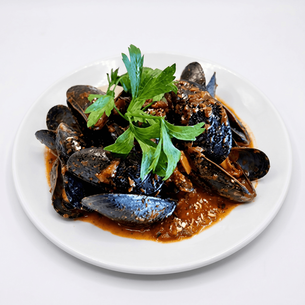 Mussels Over Linguini