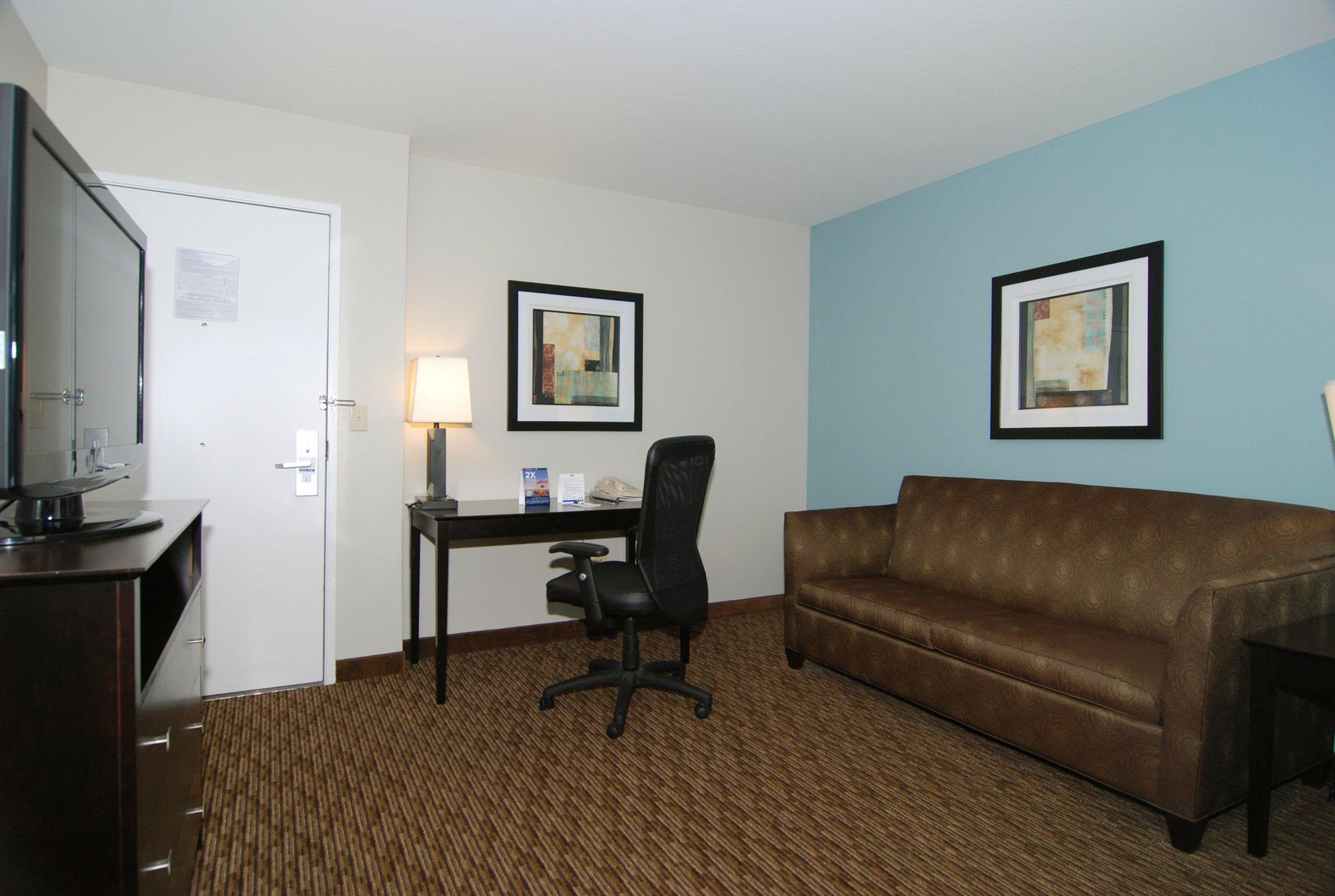 Holiday Inn Express & Suites Tucson North - Marana Photo