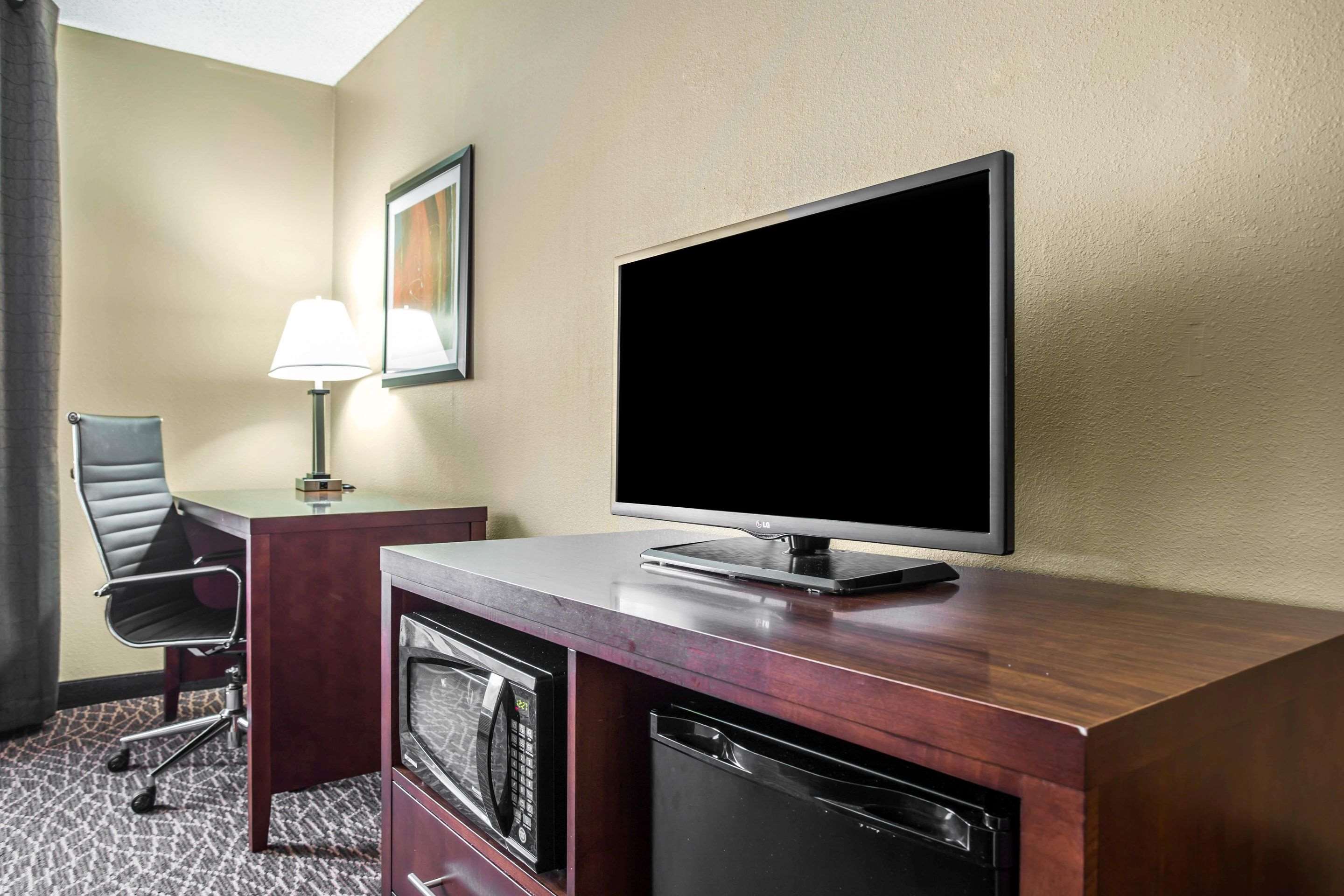 Comfort Inn & Suites Kannapolis - Concord Photo