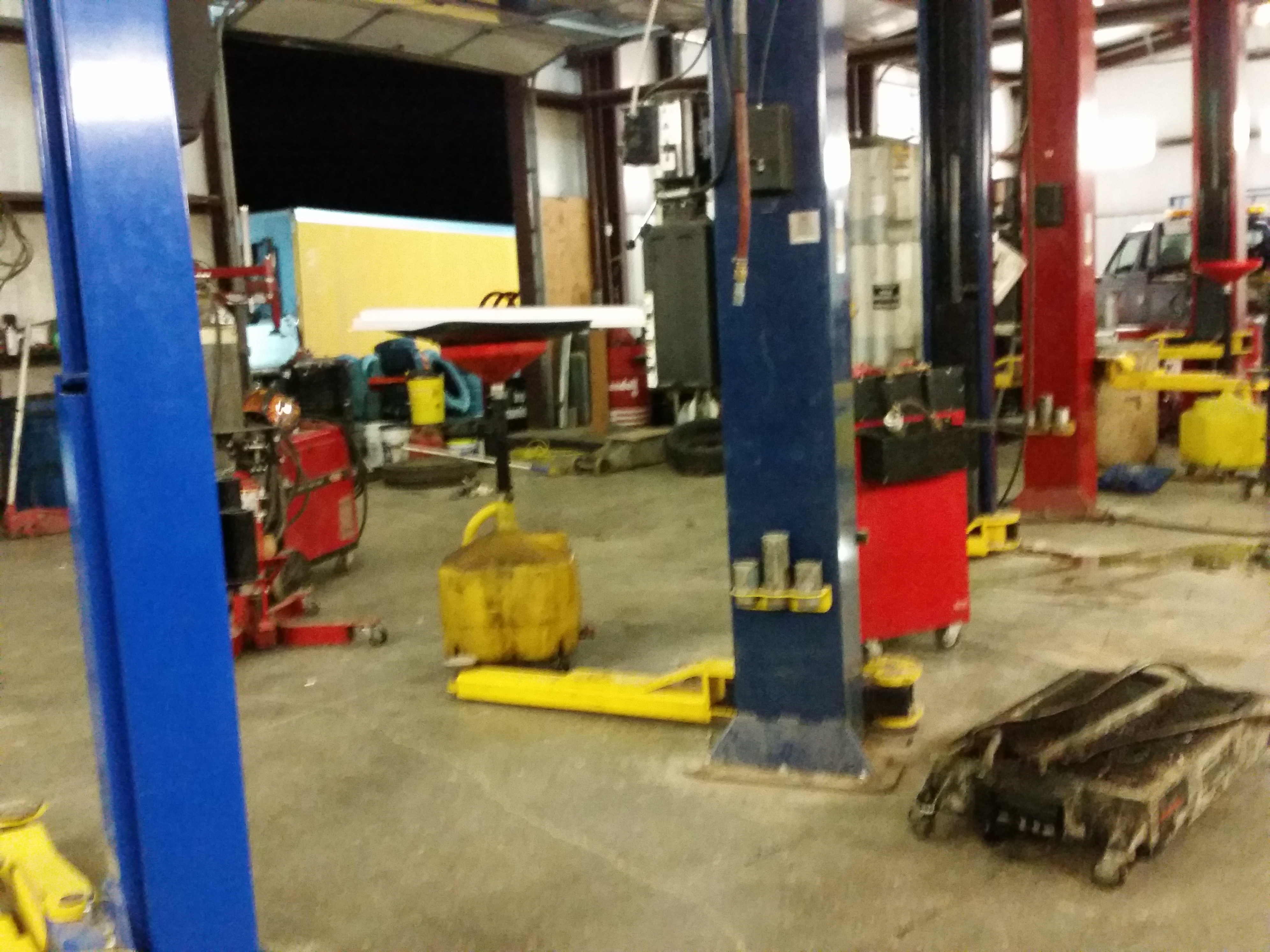 Kansas Tire Auto & Diesel Services Image