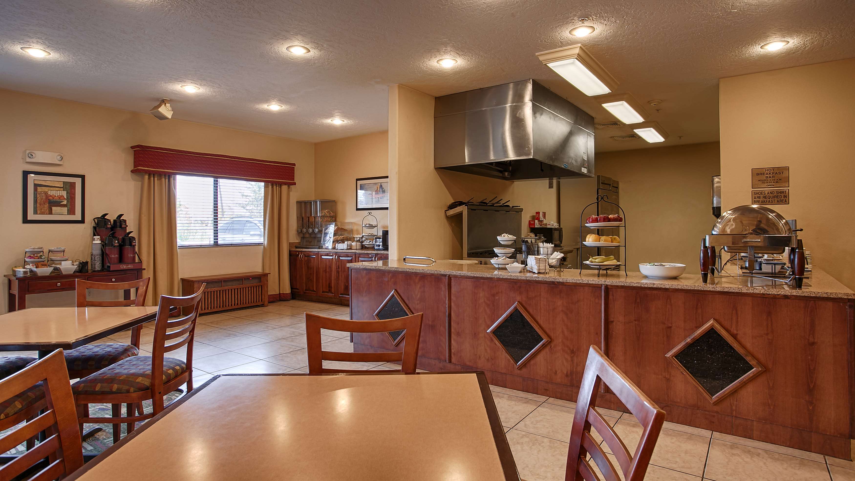 Best Western Plus Eagleridge Inn & Suites Photo