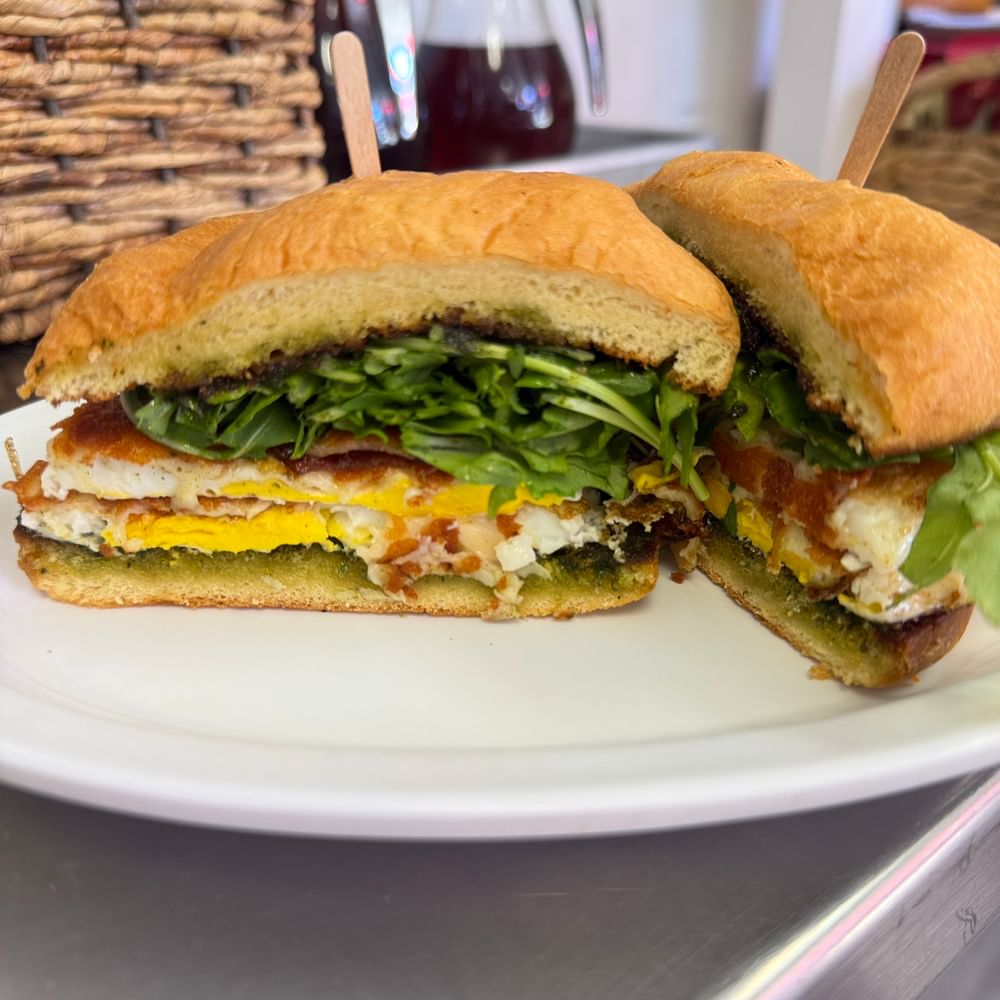 Arugula Egg Sandwich