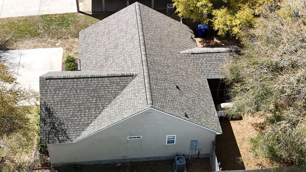 Willis Roofing Image