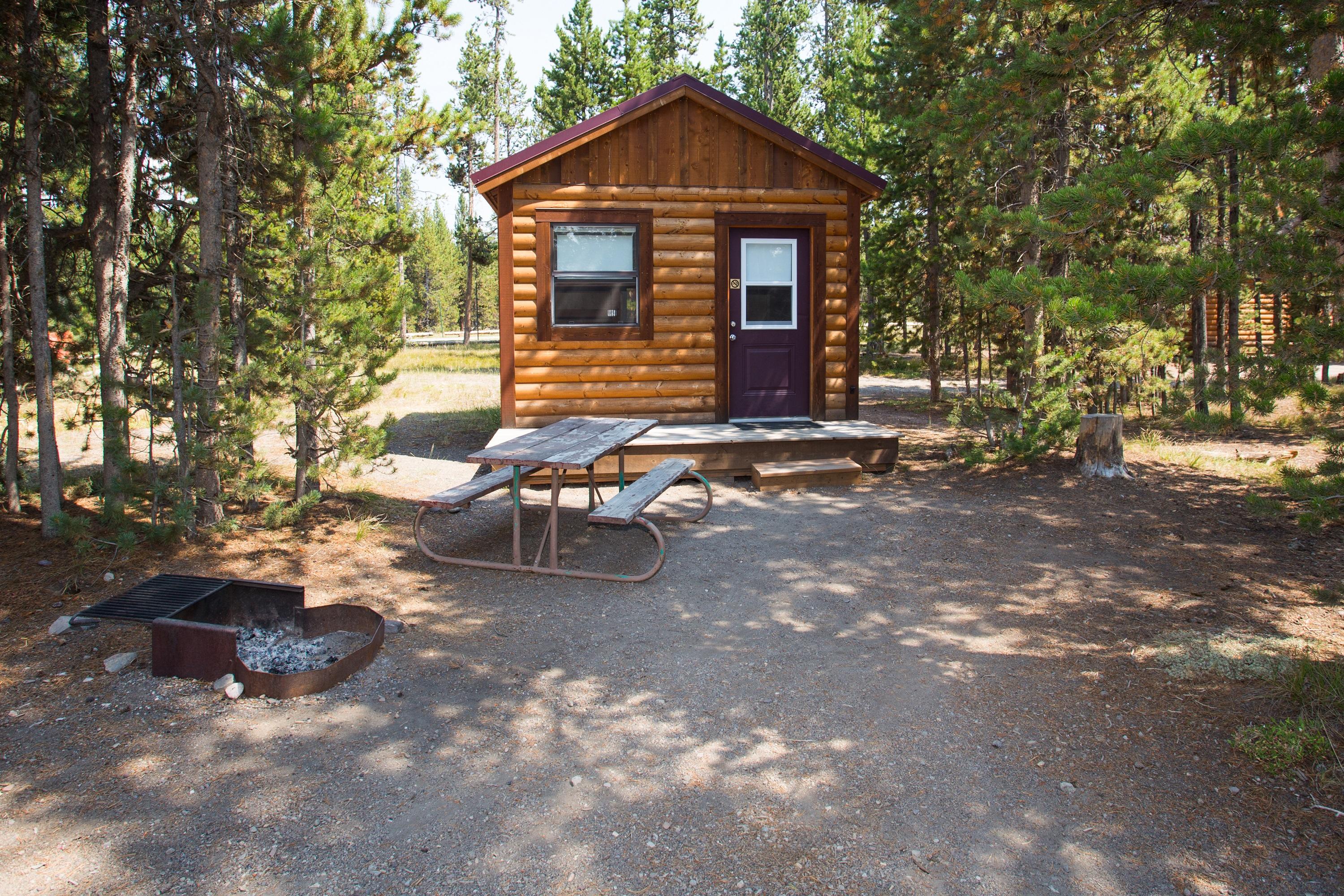 Headwaters Lodge Cabins At Flagg Ranch 100 Grassy Lake Road