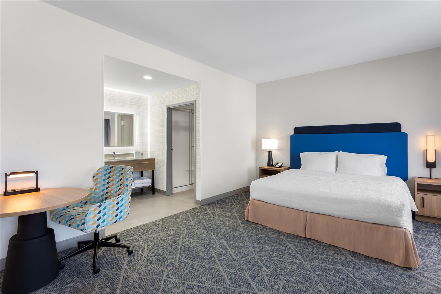 Hampton Inn & Suites Chicago Deer Park Image