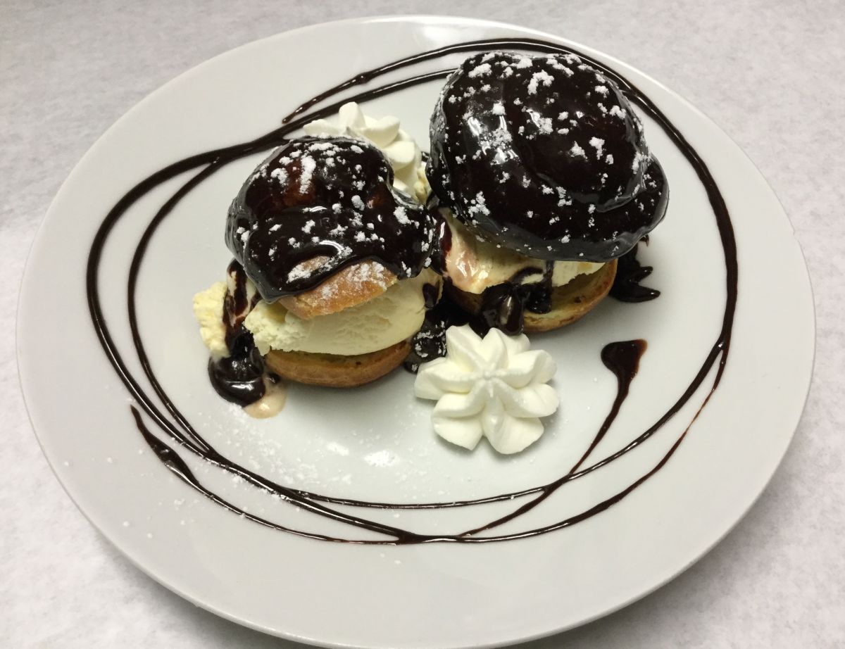 Les Profiteroles