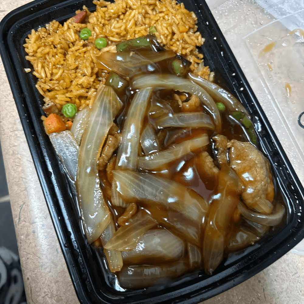 C6. Pepper Steak with Onion