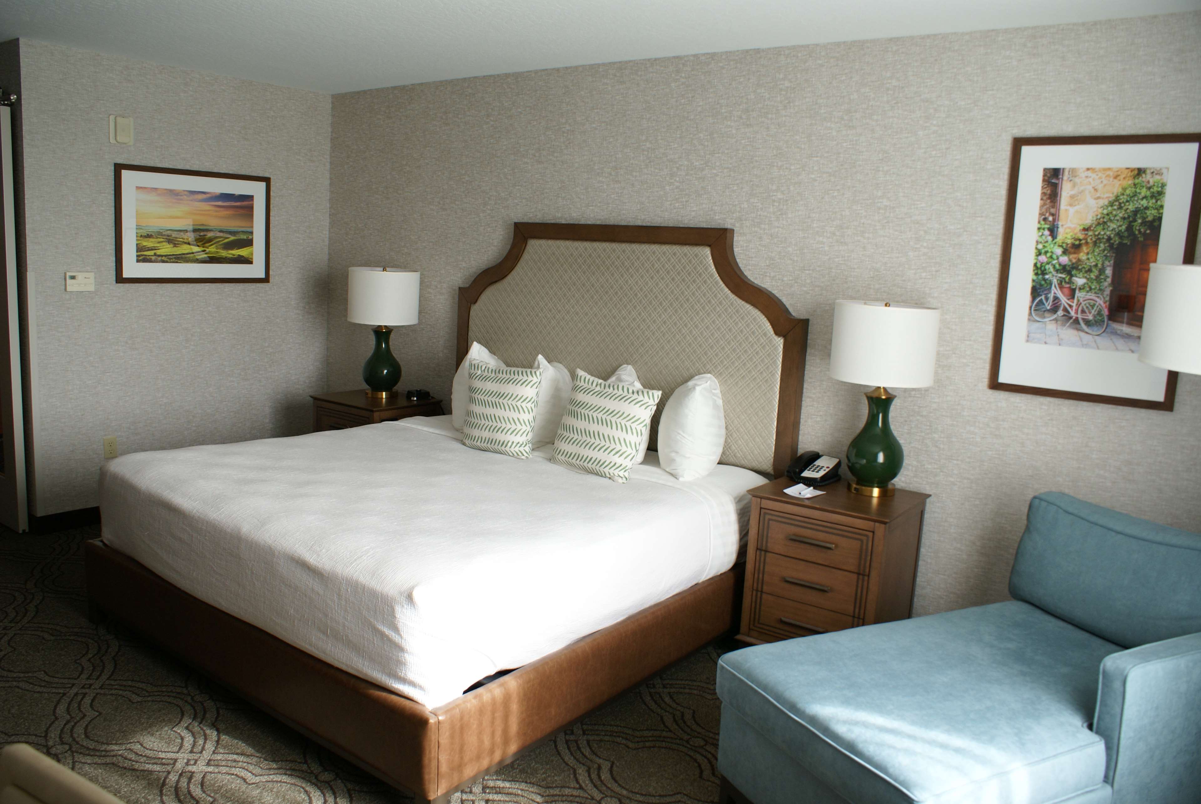 Best Western Premier Pasco Inn & Suites Photo