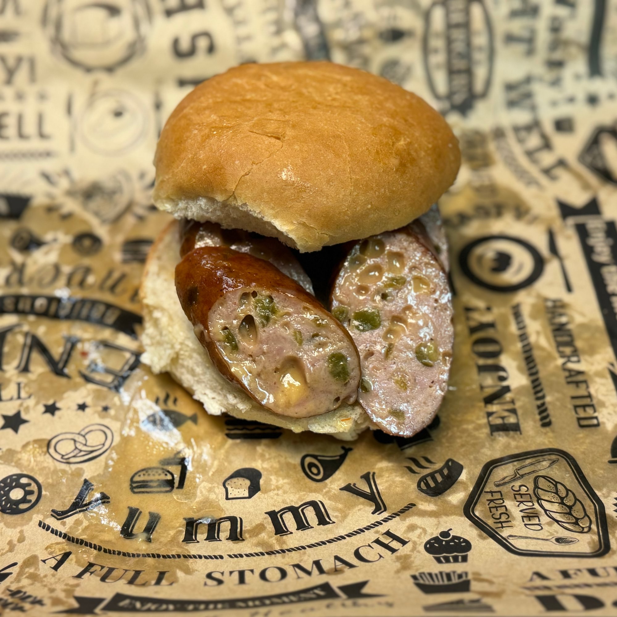 Smoked Jalapeño Cheddar Links Sandwich