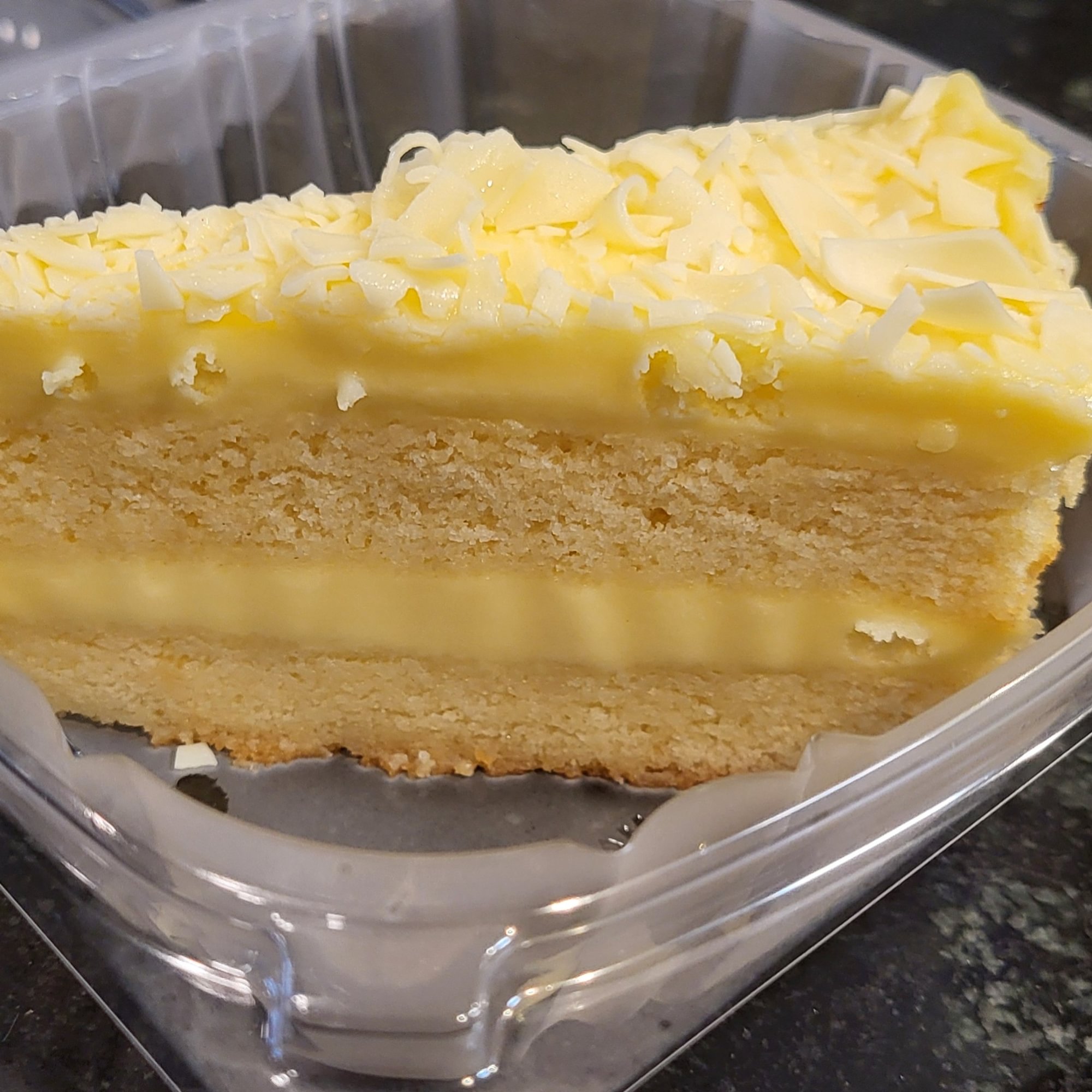 Limoncello Cake