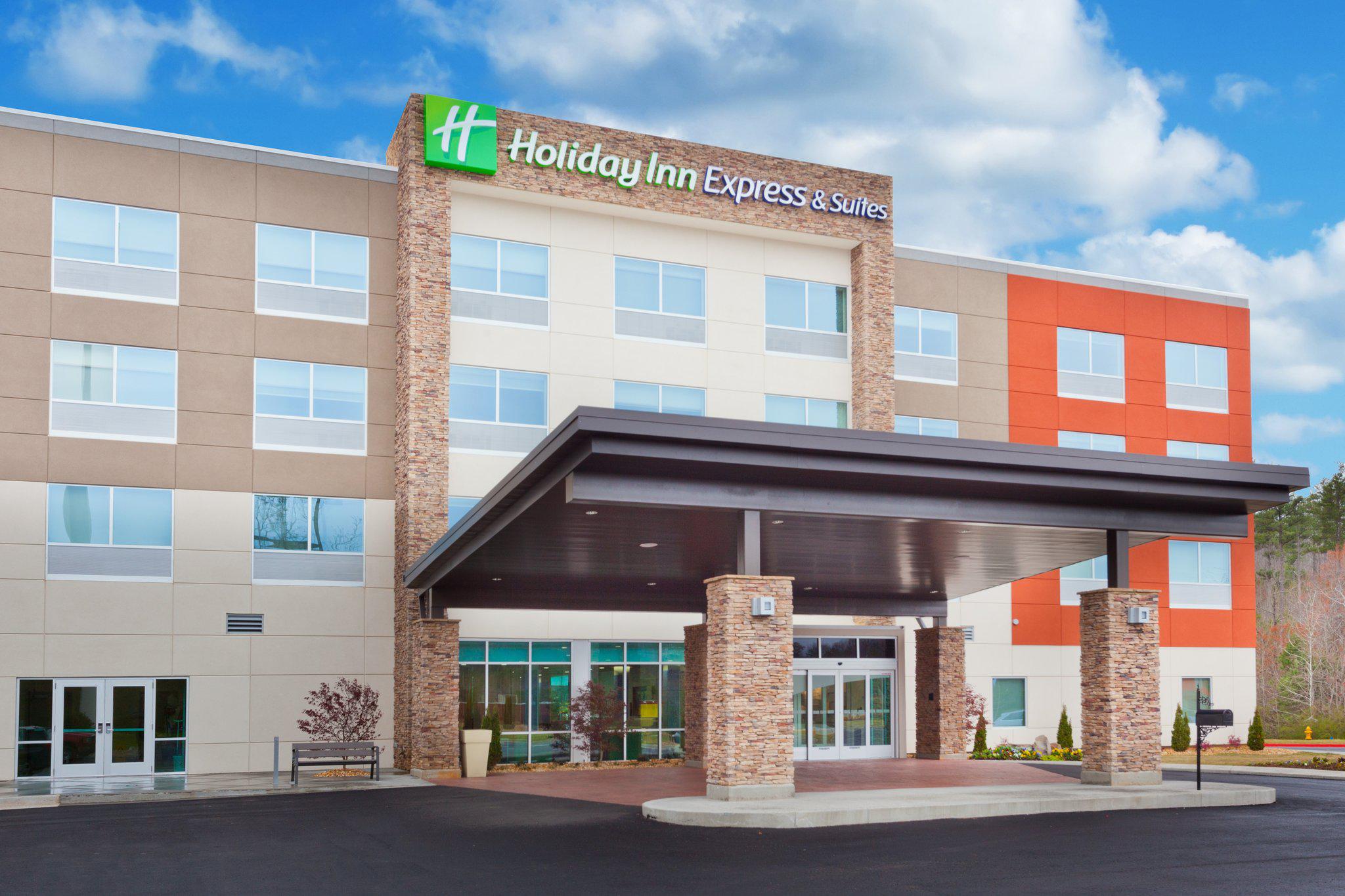 Holiday Inn Express & Suites Cartersville Photo