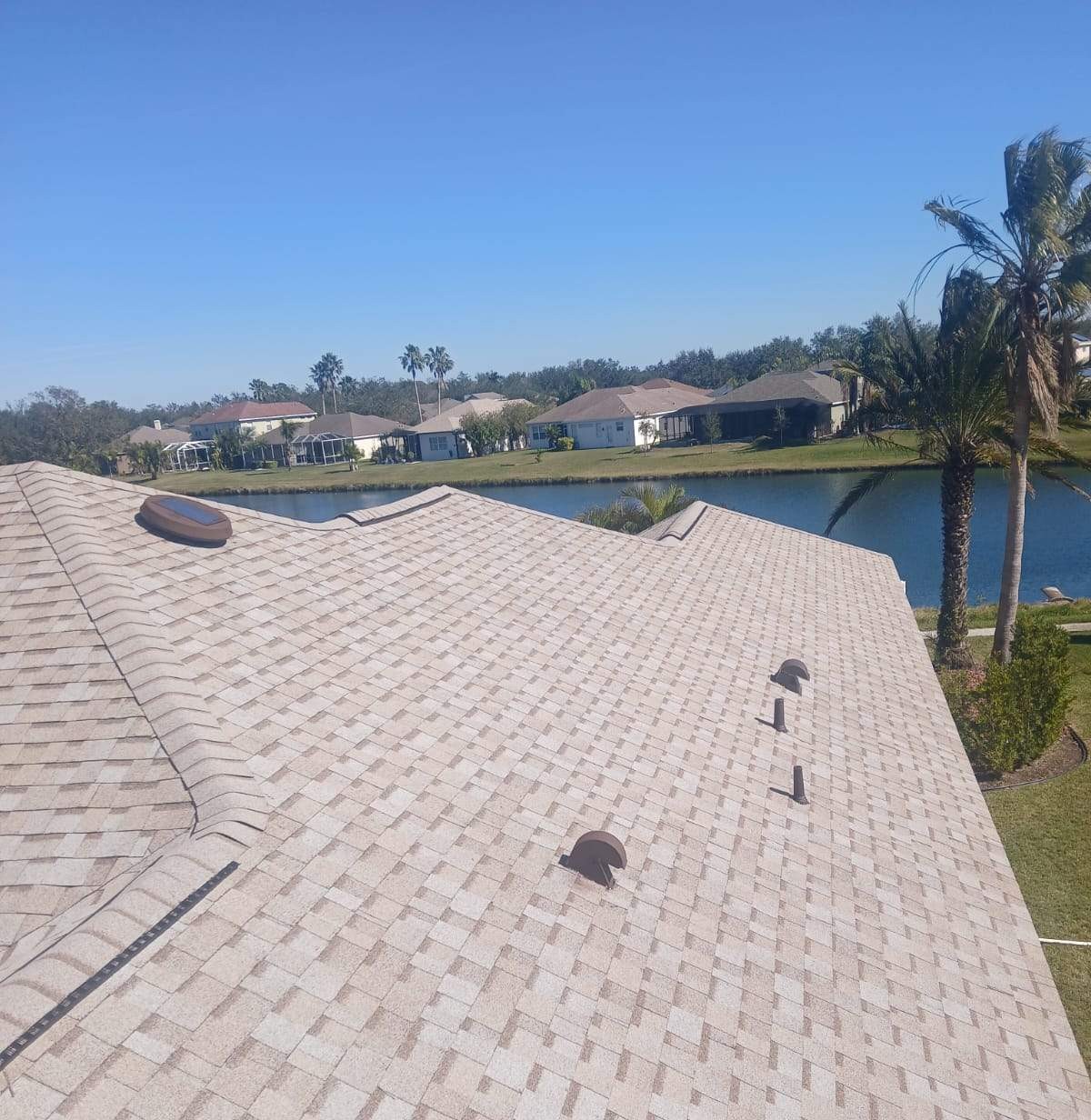 Veterans Roofing & Property Maintenance Image