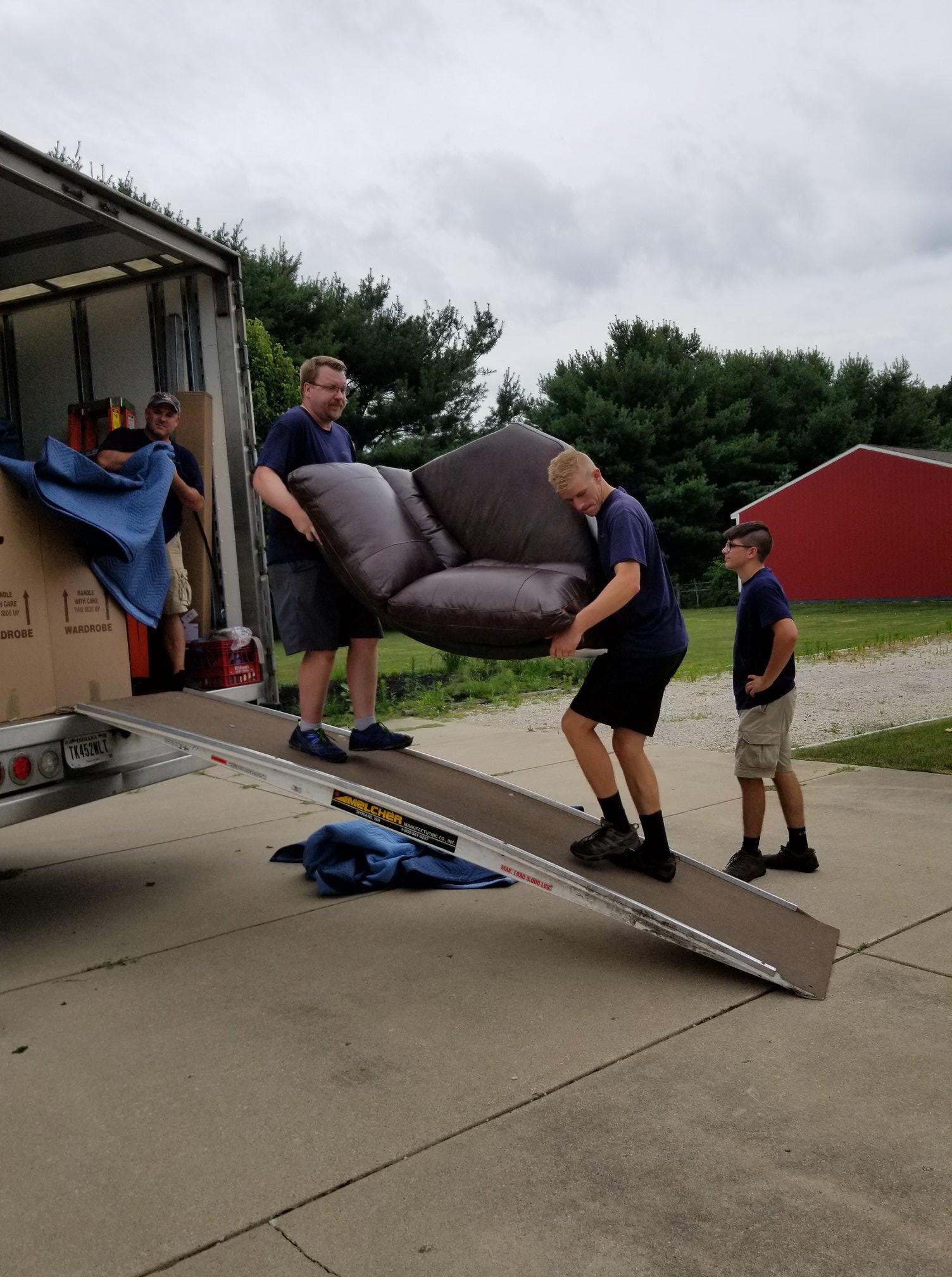 Huys Bros. Moving, INC. Image