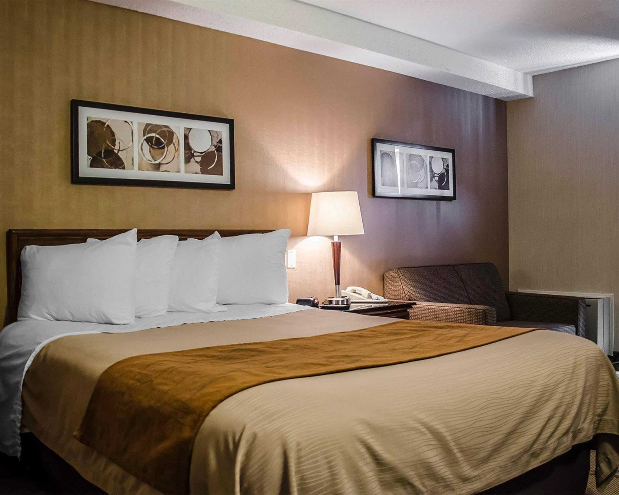 Images Comfort Inn South Shore