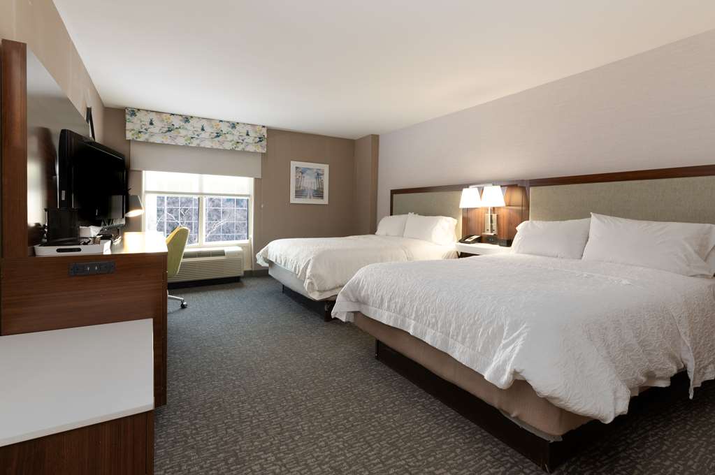 Hampton Inn & Suites Arlington Crystal City DCA Image